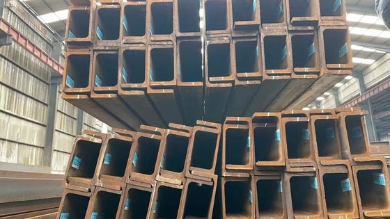 Neu hergestellte warmgewalzte Stahlbalken für die Industrie