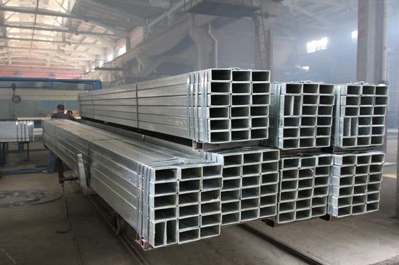 Galvanisierte quadratische rechteckige Stahlrohre und -röhren für Gewächshausgebäude, Industrie, mit einer Toleranz von ± 1%