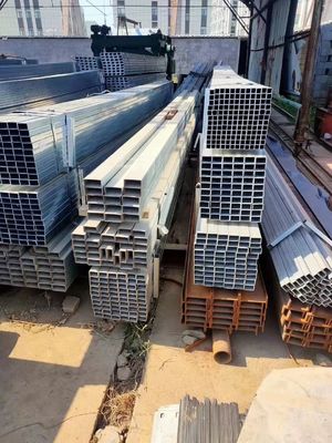 Galvanisierte quadratische rechteckige Stahlrohre und -röhren für Gewächshausgebäude, Industrie, mit einer Toleranz von ± 1%