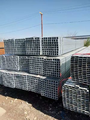 1.5x1.5 Zoll Quadrat Rechteck Hohl Eisenrohr Schweiß Schwarz Verzinkte Quadratrohr für kleine Werkzeuge Herstellungsprozess