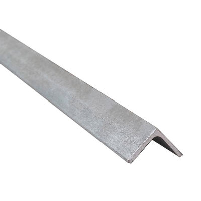 40x5mm 6m 12m ASTM A36 Q235 GB 20x4mm Warmgewalzte Stahlwinkelstange für Engelstahlstange Oberfläche leichte Stahlscheibe