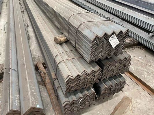 Q235/Q345/SS400/ST37-2/ST52/Q420/Q460/S235JR/S275JR/S355JR Winkelstange für Gebäudebau und Maschinen