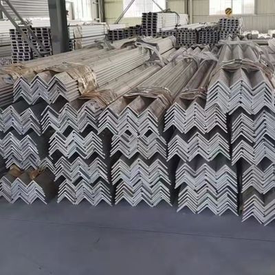Q235/Q345/SS400/ST37-2/ST52/Q420/Q460/S235JR/S275JR/S355JR Winkelstange für Gebäudebau und Maschinen