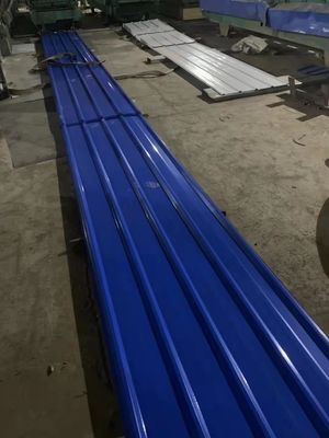 PPGI Baustoff Galvanisierte Stahldachplatte Länge 1000-5000 mm Beschichtet Farbe bemalt Breite 750 mm-1050 mm Z61-Z90