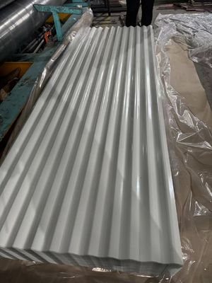 Standardpaket für PPGI-Dachplatten aus PPGI-Stahl 665-1100 mm Breite Walzverzinkte Stahl-Zink-Metalldachplatten