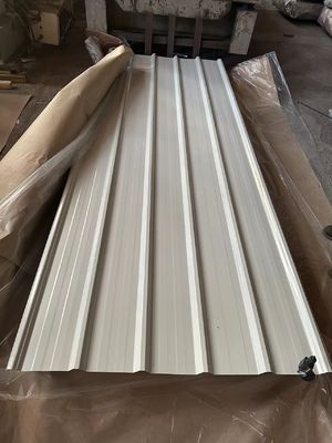 Gewöhnlich gewölbtes Dachblech für Dachbaumaterialien Beschichtet vorgefärbtes galvanisiertes Stahlblech