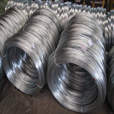 hochwertiges Zinkbeschichtetes Stahlverzinktes Draht 0,6 mm 1,7 mm 4,5 mm 5 mm 700 MPa Q195 Q235