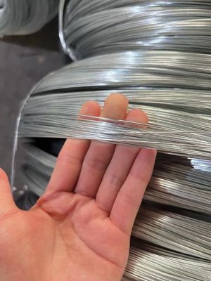15g Zinkbeschichtung Heißgetränktes Verzinktes Stahldraht Die ideale Wahl für Baustoffe