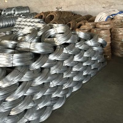 Primär 2,5 mm heiß eingetauchtes galvanisiertes Stahldraht für Schweißen und gutes Material