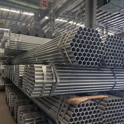 Toleranz ± 1% Galvanisiertes Stahlrohr Zink 80 g 6/12 Meter Standardlänge für Gewächshausrahmen und Baustoff