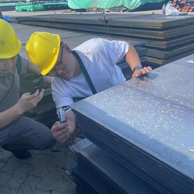 Z120 Materialgrad Warmgewalzte Stahlplatte 9 mm 15 mm Dicke 2000 mm Länge für langlebige und vielseitige Anwendungen