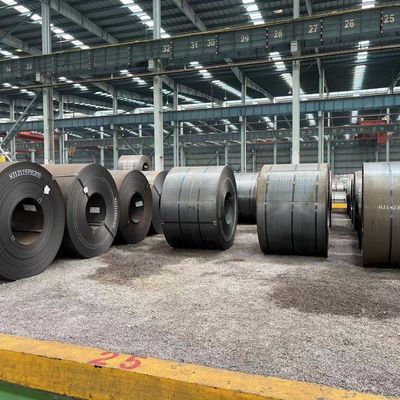 600-819 mm Breite ASTM A572 Q235 Q345 Ss400 S275jr hrc Ms Warmgewalzte Kohlenstoff-Leichte Stahlspule Ss355jr St37 Schwarzes Eisenmetall