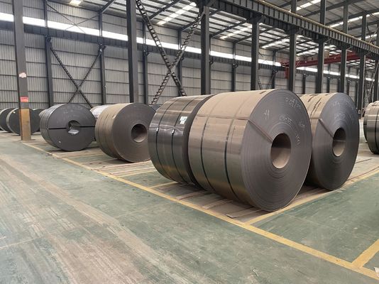 Q195/Q235/Q235b/Q345/A36/SS400 Warmgewalzte Stahlspule Ideal für Fertigungs- und Ingenieurprojekte