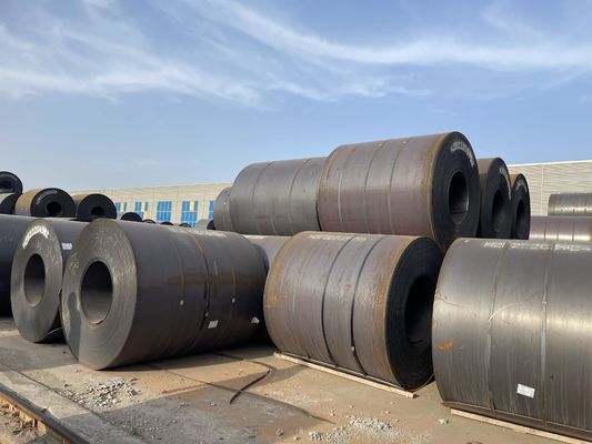 Dicke 3-200mm ST52 A36 S235 Q235B Schwarze Kohlenstoffstahlspule HR-Spule für Rohrbreite 600-2000mm