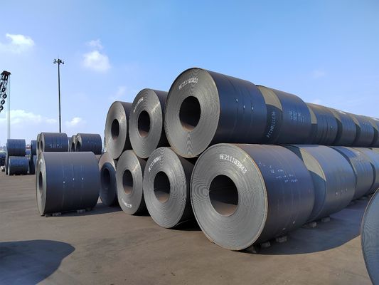 Dicke 3-200mm ST52 A36 S235 Q235B Schwarze Kohlenstoffstahlspule HR-Spule für Rohrbreite 600-2000mm